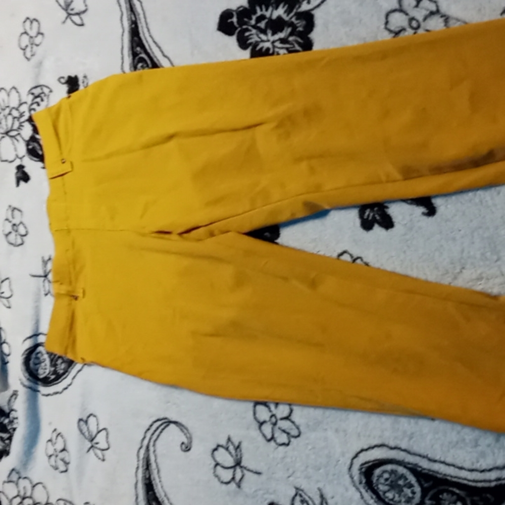 Yellow pants